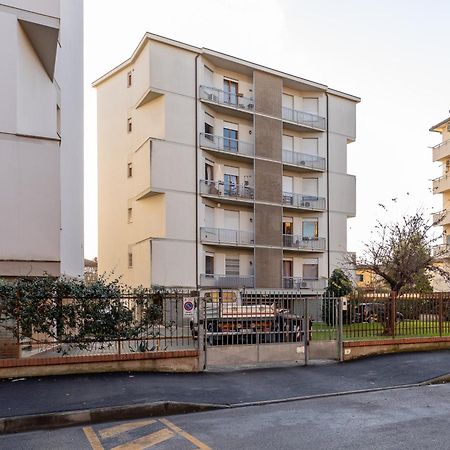 Pisa Quiet And Bright Flats With Balcony 아파트 외부 사진